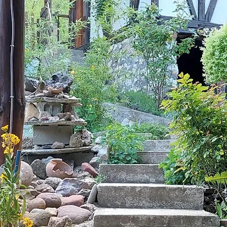 Golemi Kamik Vlasi 4 *