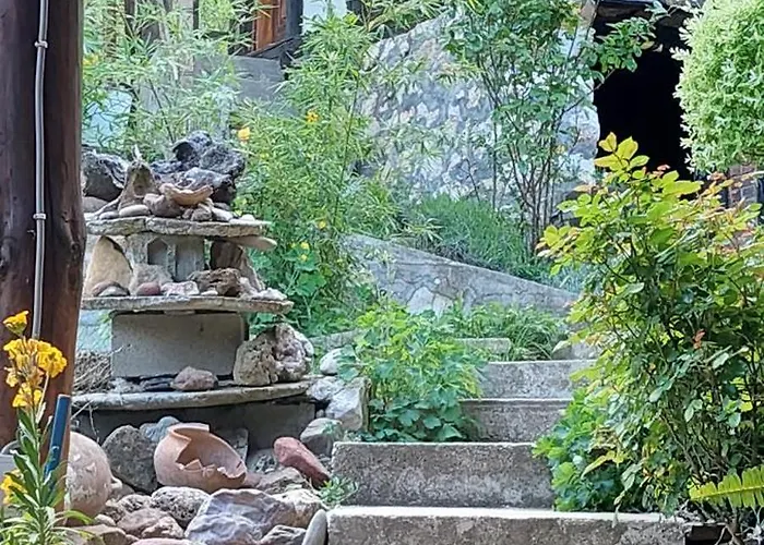 Golemi Kamik Vlasi 4 *