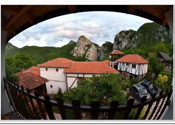 Golemi Kamik Vlasi 4 Апартаменты Пирот